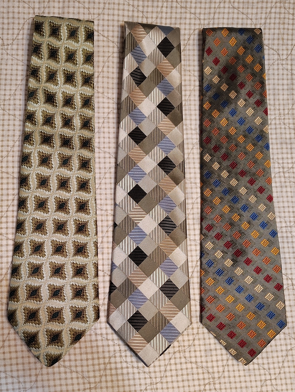 Altea Three-Tie Set — Olive, Gray, and Multi-Color Accents